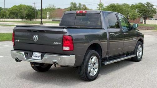 2015 RAM 1500 SLT