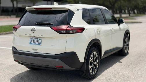 White 2023 Nissan Rogue SV