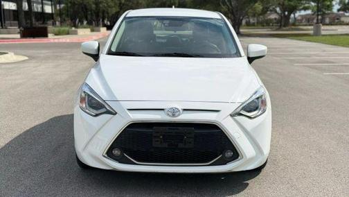 2020 Toyota Yaris Sedan XLE