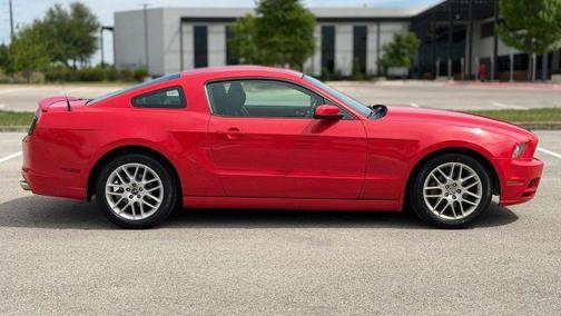 2014 Ford Mustang V6 Premium