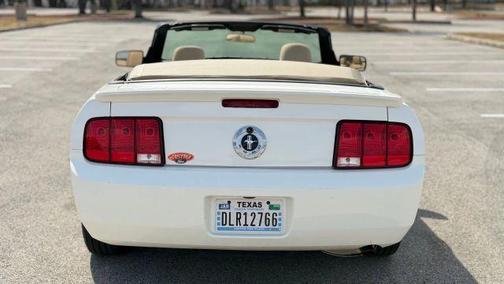 2008 Ford Mustang Premium