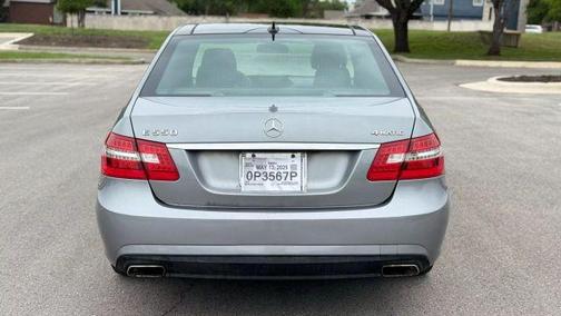 2010 Mercedes-Benz E-Class E 550 4MATIC