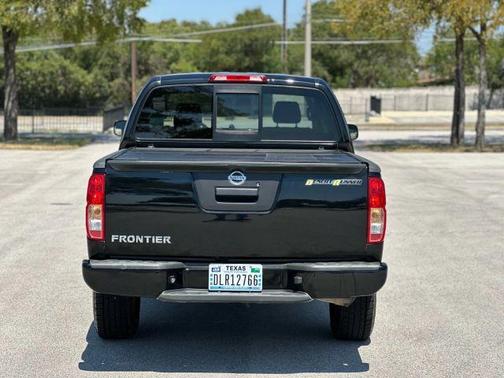 2016 Nissan Frontier Desert Runner