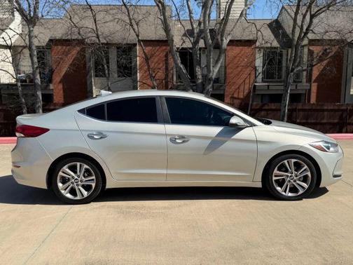 2017 Hyundai ELANTRA Limited