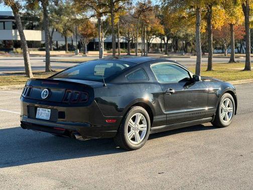 2013 Ford Mustang V6