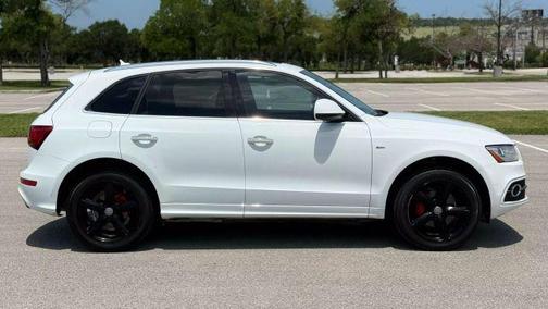 2017 Audi Q5 2.0T Premium Plus