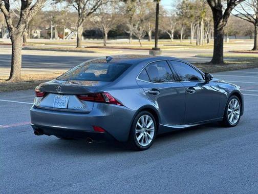 2016 Lexus IS 300 Base