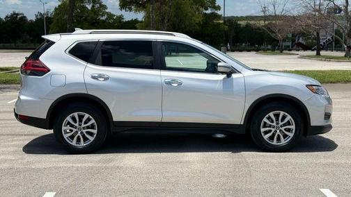 2018 Nissan Rogue SV