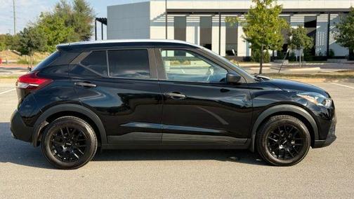 2018 Nissan Kicks S
