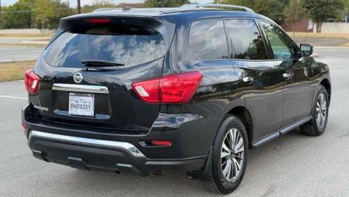 2017 Nissan Pathfinder S