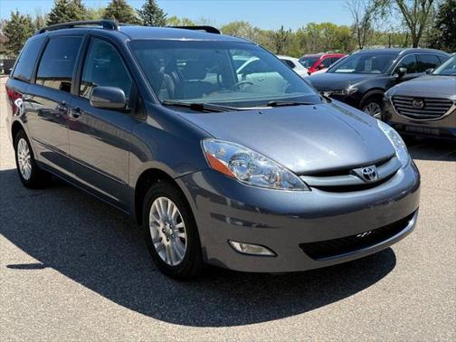 2008 Toyota Sienna XLE