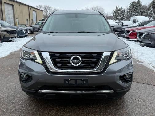 2017 Nissan Pathfinder SL