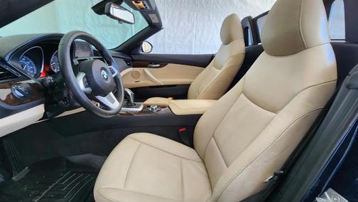 Deep Sea Blue Metallic 2013 BMW Z4 sDrive28i
