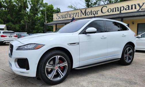 Fuji White 2019 Jaguar F-PACE S