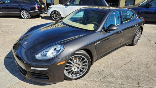 2014 Porsche Panamera 4