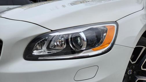 2018 Volvo S60 T5 Dynamic