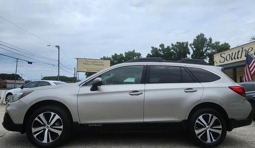 Gray 2018 Subaru Outback 2.5i Limited