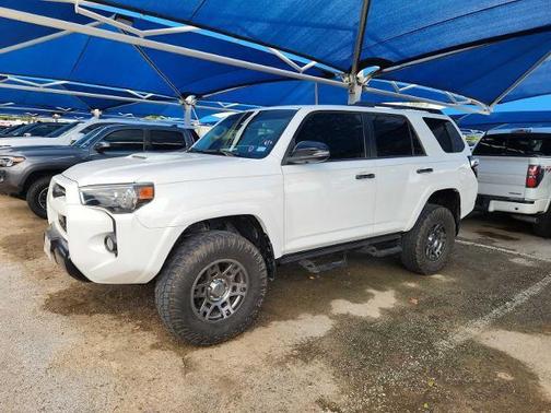 Super White 2020 Toyota 4Runner TRD Off Road