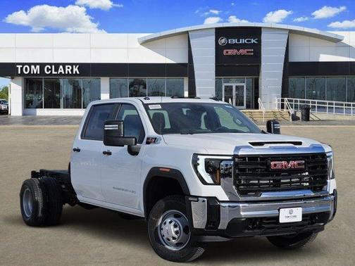 2026 GMC Sierra 3500 Base