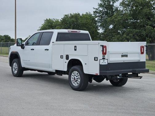 Summit White 2026 GMC Sierra 2500 Pro