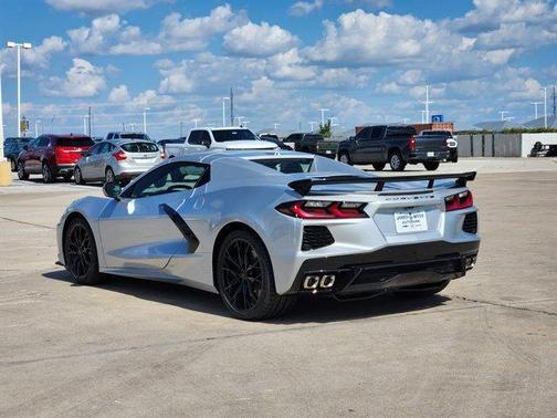 2026 Chevrolet Corvette Stingray w/2LT