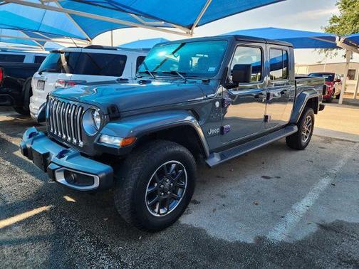 Sting-Gray Clearc 2020 Jeep Gladiator Overland