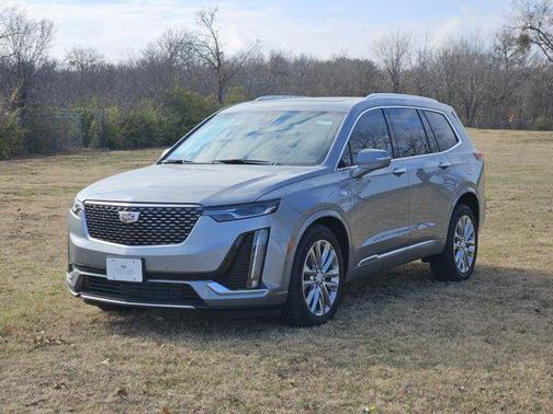 2025 Cadillac XT6 Premium Luxury FWD