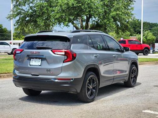 Sterling Metallic 2024 GMC Terrain AWD AT4
