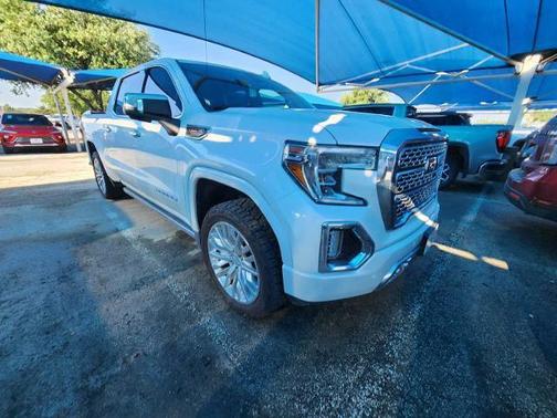 White Frost Tricoat 2019 GMC Sierra 1500 Denali