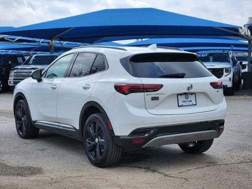 2023 Buick Envision Essence FWD