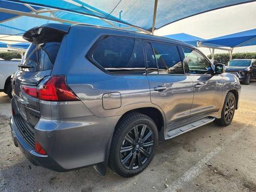 2018 Lexus LX 570 Base