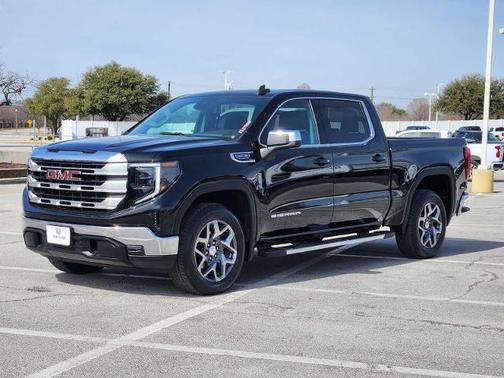 2023 GMC Sierra 1500 SLE