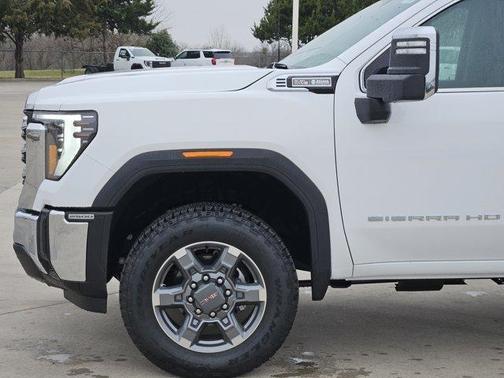 2026 GMC Sierra 2500 SLT