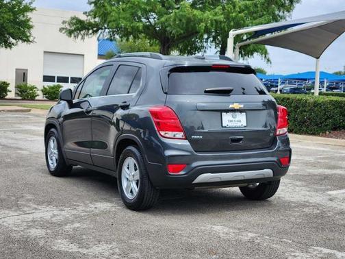 Nightfall Gray Metallic 2020 Chevrolet Trax LT