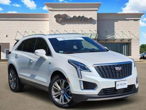 Crystal White Tricoat 2021 Cadillac XT5 Premium Luxury