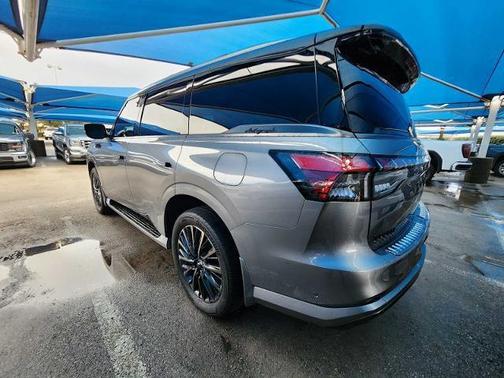 2025 INFINITI QX80 AUTOGRAPH AWD