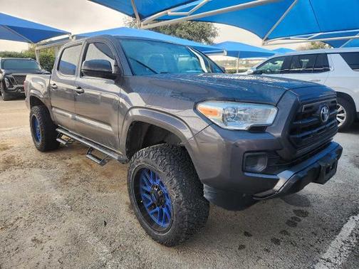 2017 Toyota Tacoma SR