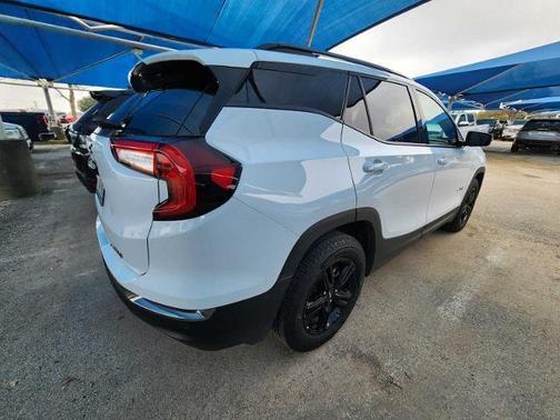 2023 GMC Terrain AWD AT4