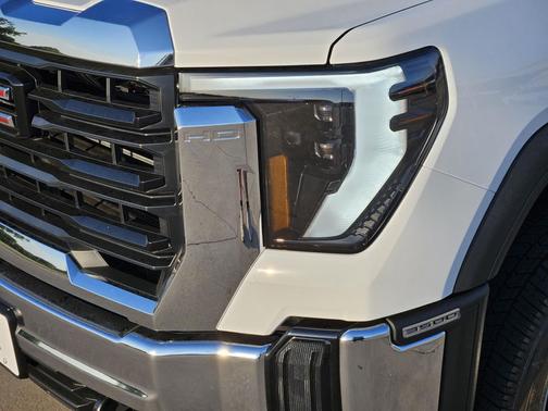 Summit White 2026 GMC Sierra 3500 Base