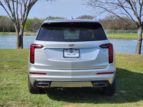 2020 Cadillac XT6 Premium Luxury FWD