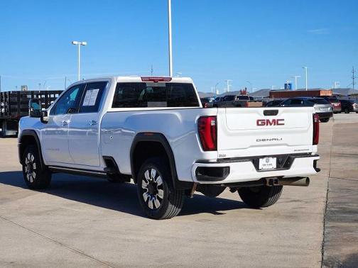 2024 GMC Sierra 2500 Denali