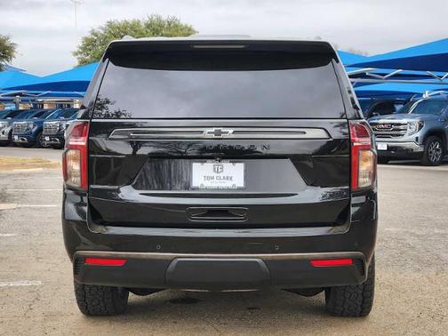 2021 Chevrolet Suburban 4WD Z71