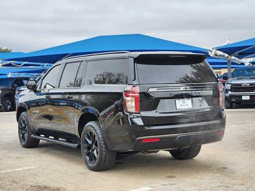 2021 Chevrolet Suburban 4WD Z71