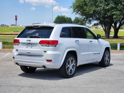 Ivory 3-Coat 2020 Jeep Grand Cherokee Overland