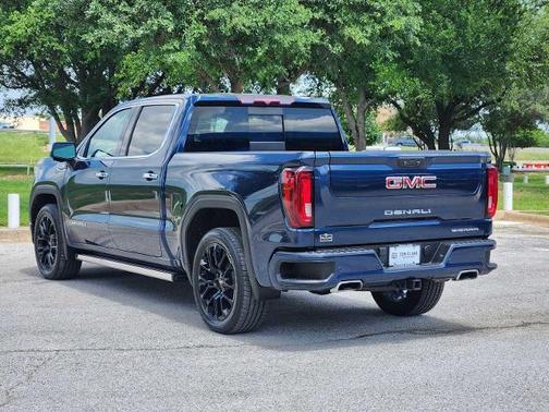 Pacific Blue Metallic 2023 GMC Sierra 1500 Denali
