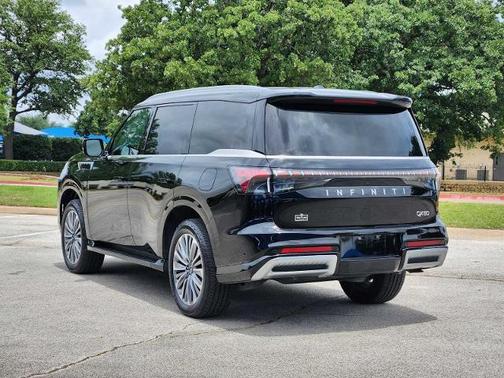 Black Obsidian 2025 INFINITI QX80 Luxe