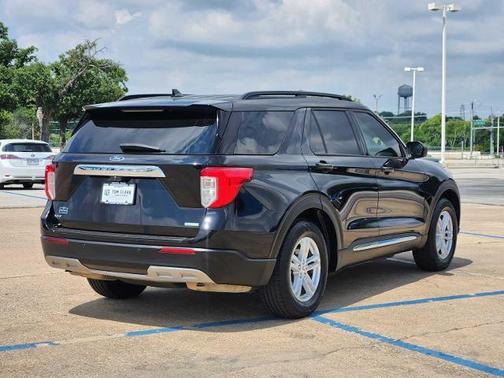 Agate Black Metal 2020 Ford Explorer XLT