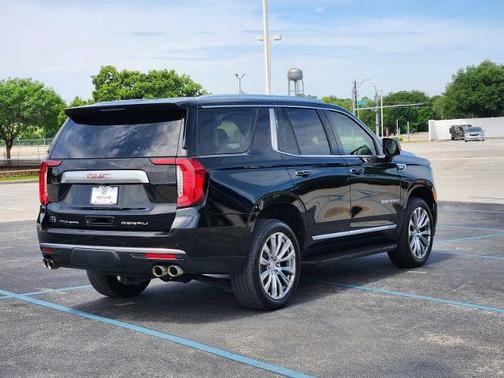 Onyx Black 2024 GMC Yukon Denali