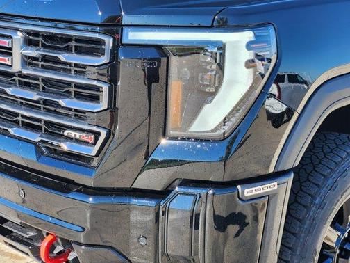 2026 GMC Sierra 2500 AT4