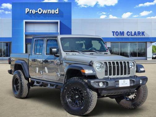 2022 Jeep Gladiator Sport